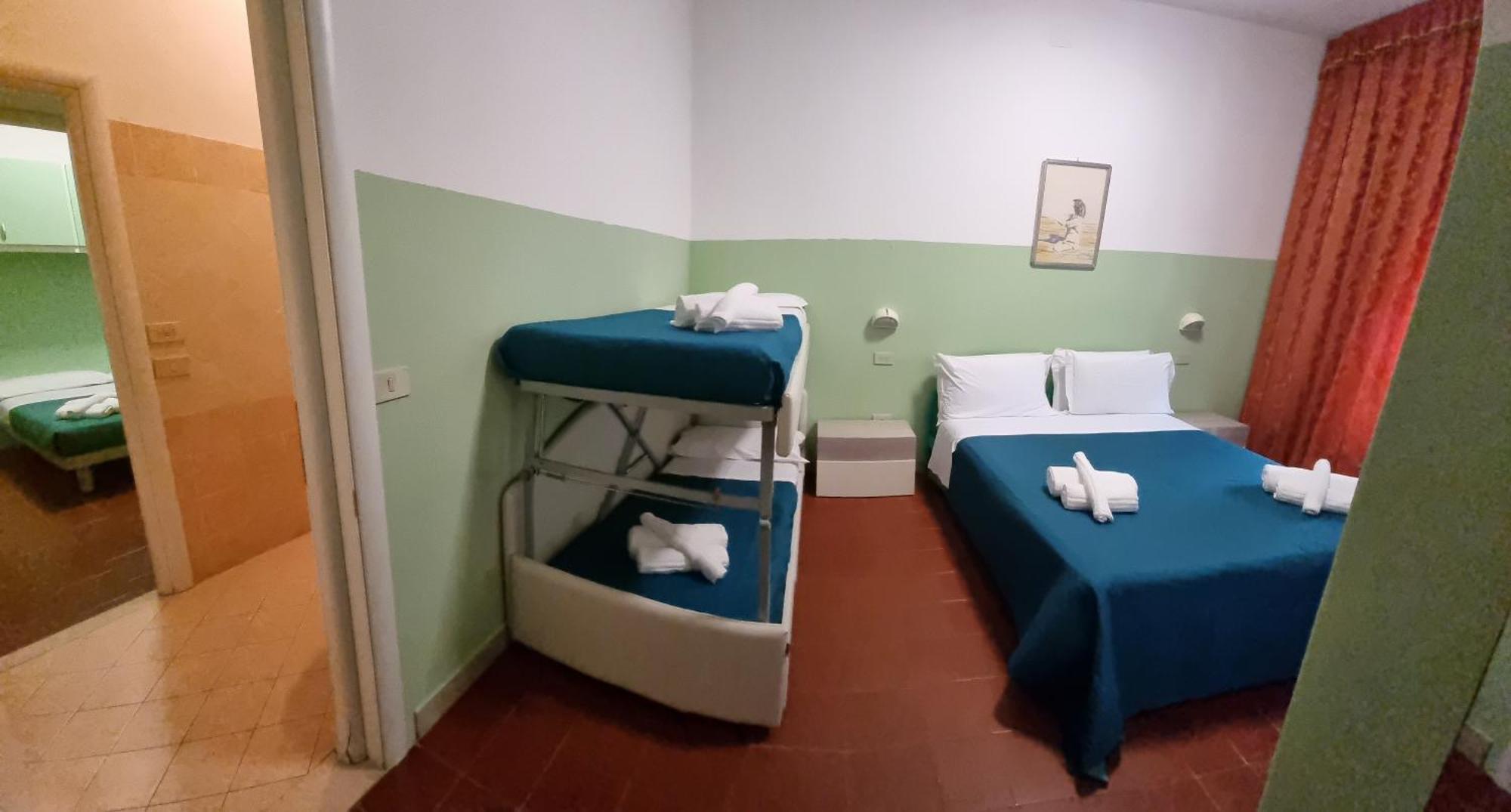 Hotel K2 Cervia 3 Stelle Sup Exteriör bild