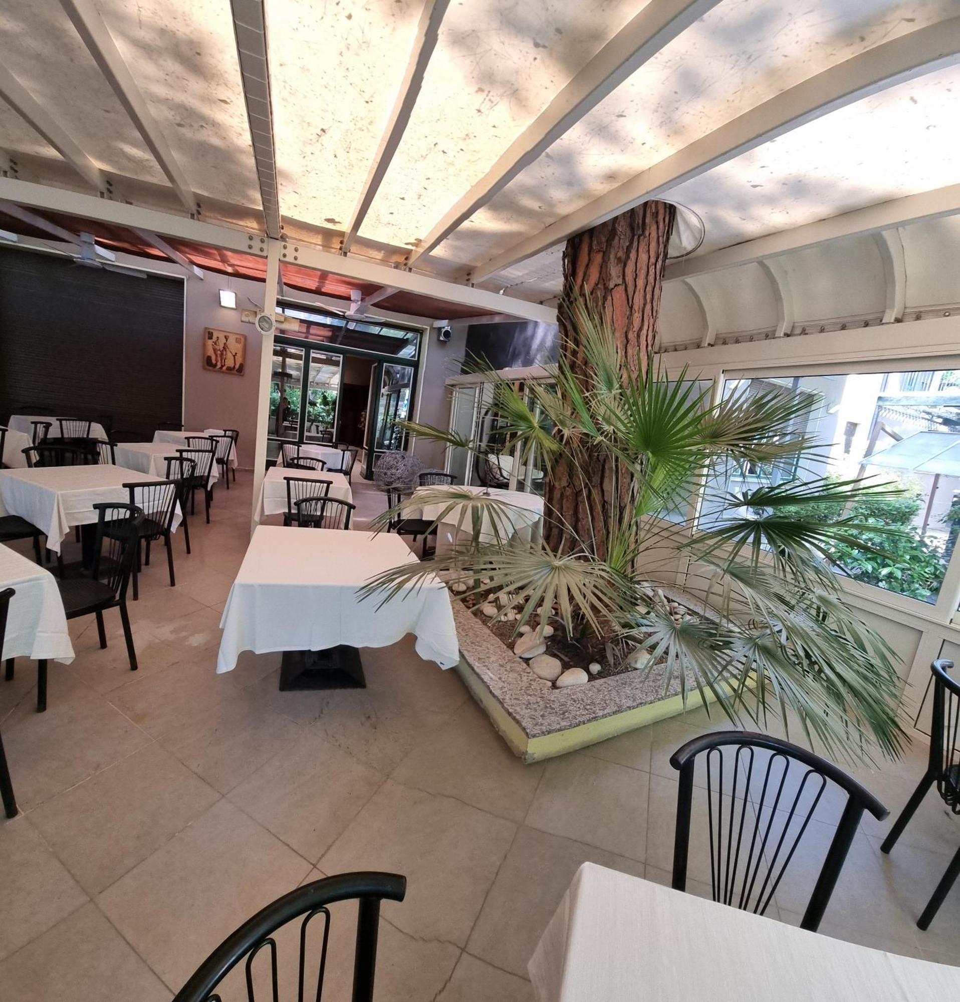 Hotel K2 Cervia 3 Stelle Sup Exteriör bild